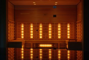 Sauna mediante sistema de calefacción infrarroja